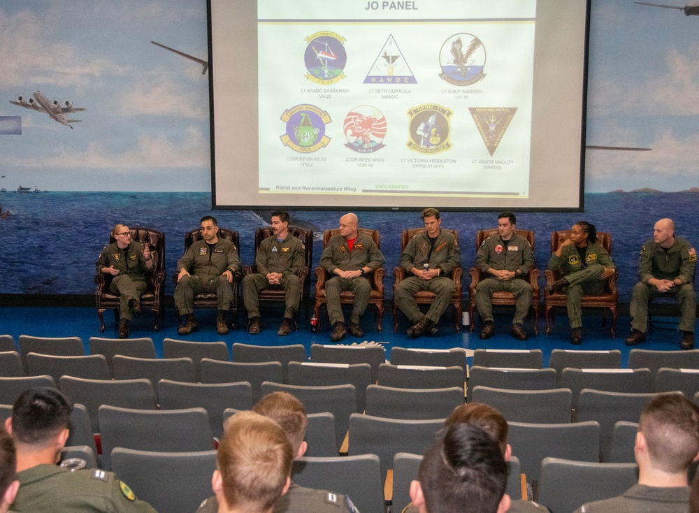 Patrol and Reconnaissance Squadron (VP) 30 Hosts CAG/NARG