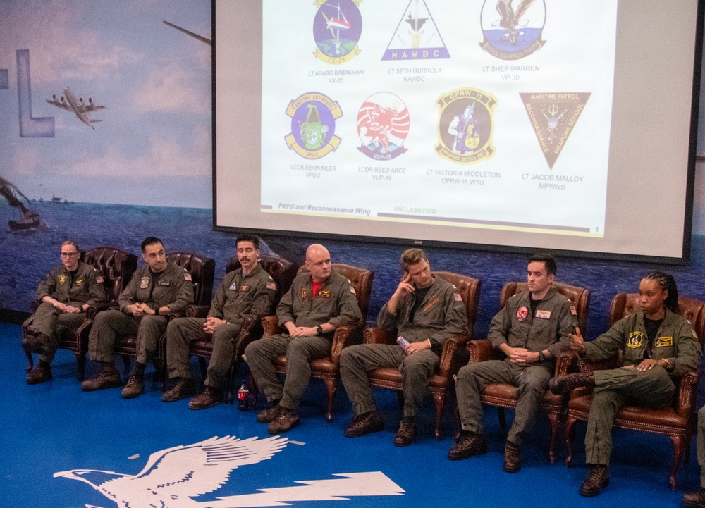 Patrol and Reconnaissance Squadron (VP) 30 Hosts CAG/NARG