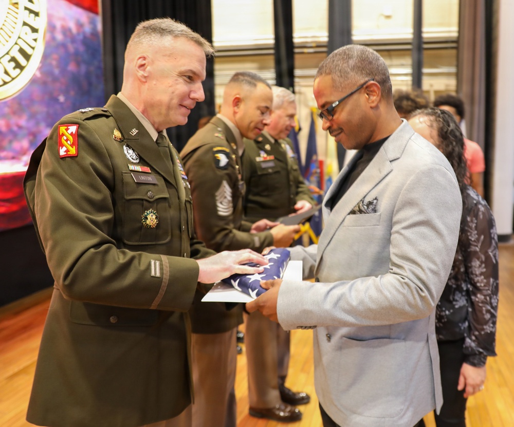 Army Reserve retirement event celebrates 271 years of total service