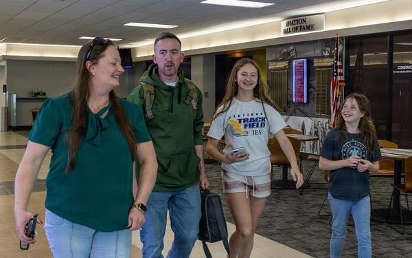 Illinois National Guard Soldiers Return to Illinois After Key Logistics Mission in Poland, 10-Month Deployment