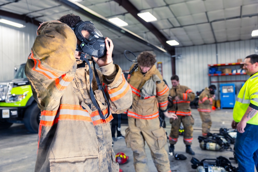 Future Sailors Receive Damage Control Training