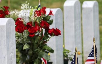 Fort Knox to conduct Memorial Day ceremony May 25, open post for cemetery visitation