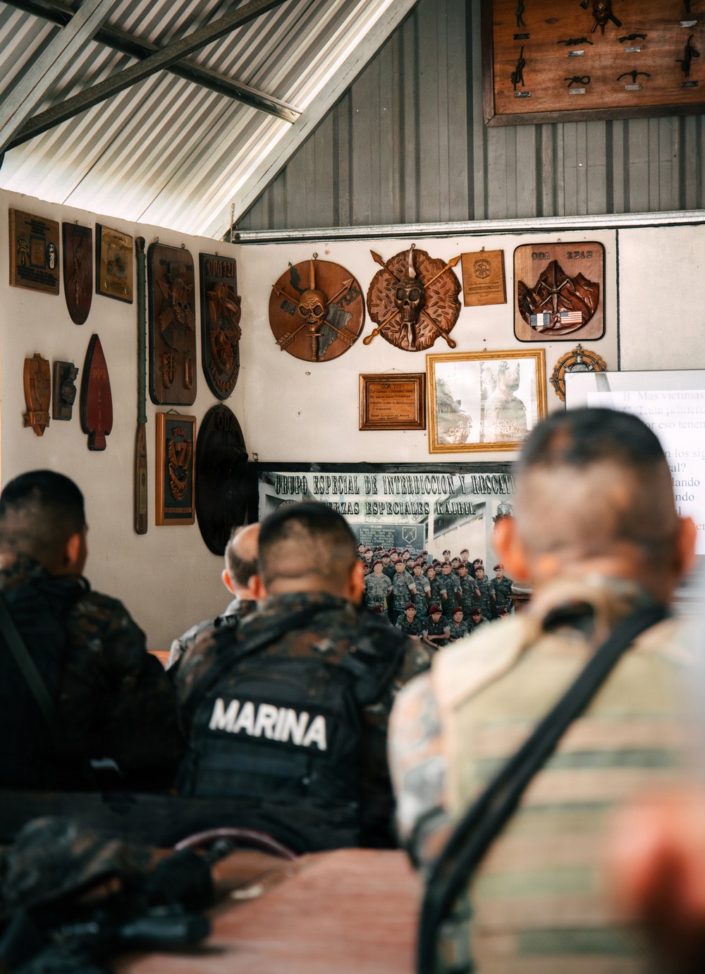 U.S. Army Green Berets train alongside Guatemalan Special Operations Forces