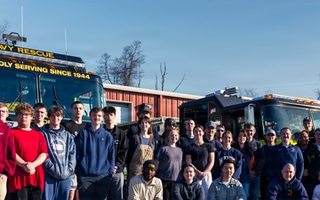 Future Sailors Receive Damage Control Training