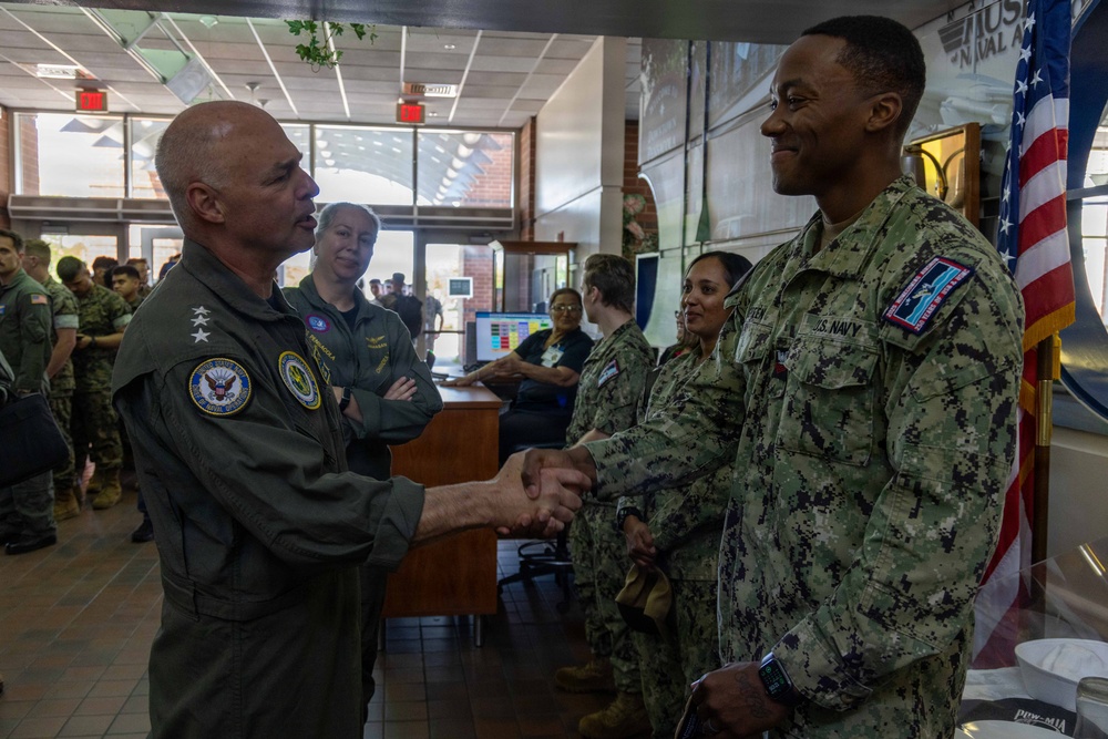 CNIC Commander visits NAS Pensacola