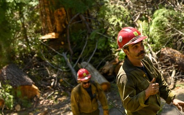 Stanislaus Hotshots Prep for Prescribed Fire in Arnold