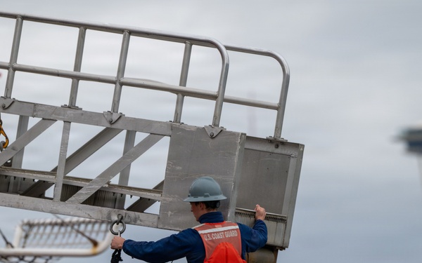 USCGC Polar Star (WAGB 10) returns to Seattle after 146-day Antarctic mission