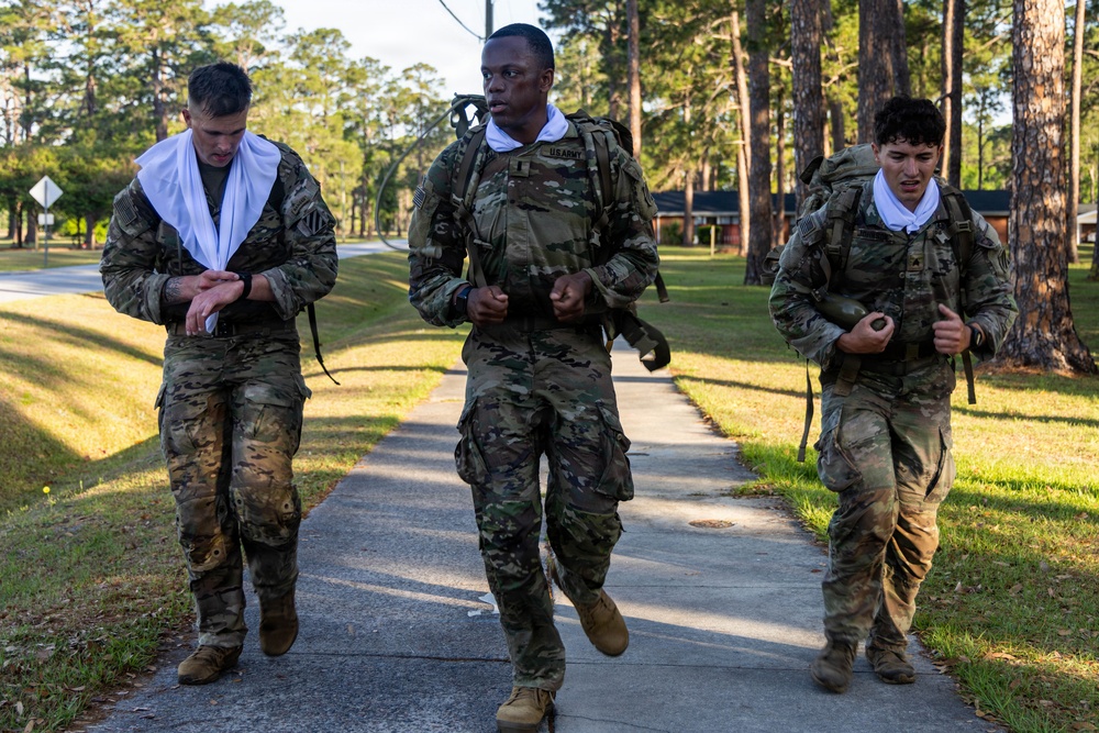 Dogface Soldiers prepare for Best Redleg Competition
