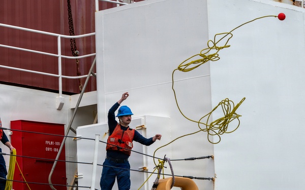 USCGC Polar Star (WAGB 10) returns to Seattle after 146-day Antarctic mission