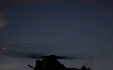 13th MEU Marines Participate in Vertical Assault Raid Course