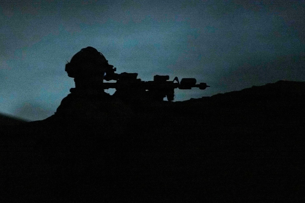 13th MEU Marines Participate in Vertical Assault Raid Course