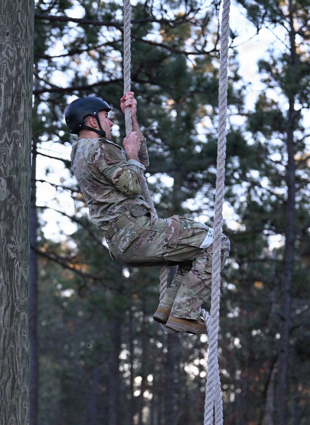 Special Forces Candidates Tackle Obstacle Course