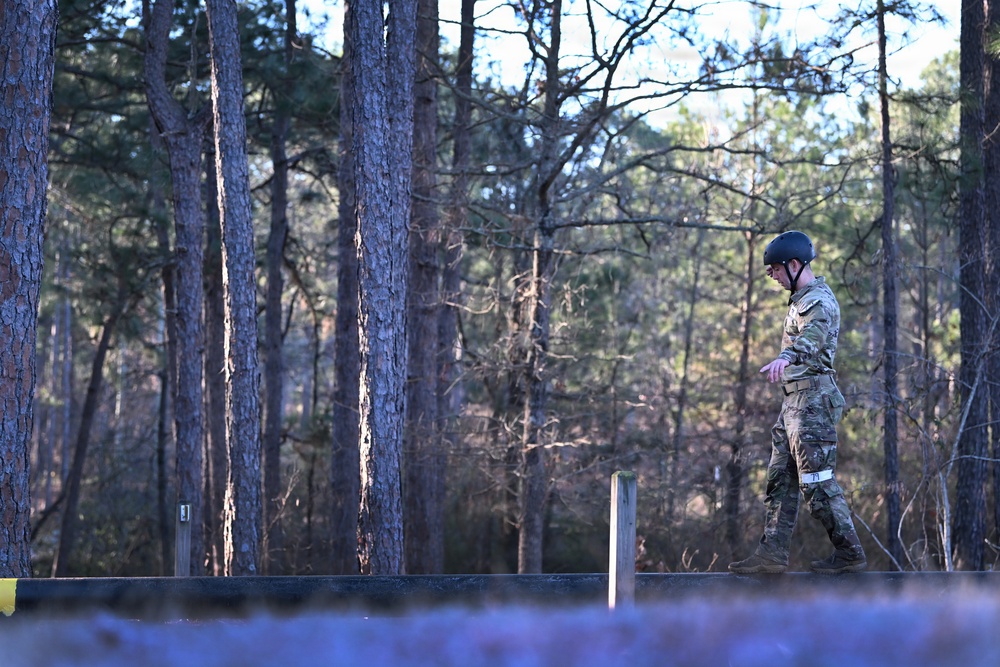 Special Forces Candidates Tackle Obstacle Course