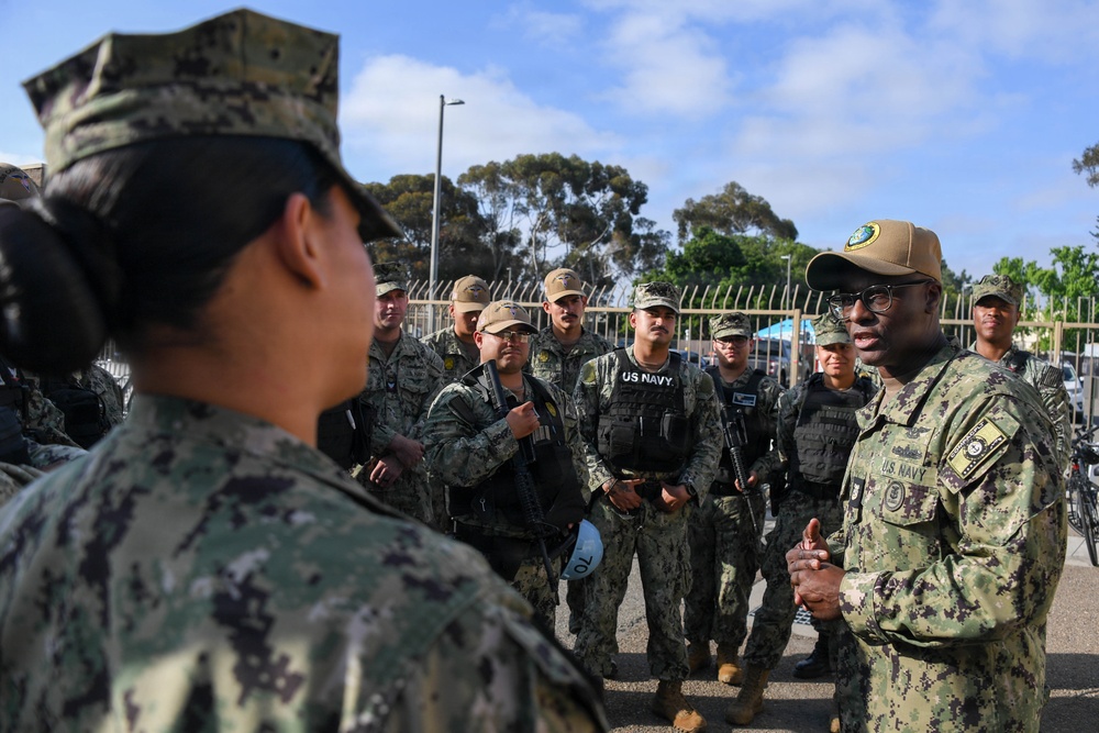 USS Carl Vinson (CVN 70) hosts US Pacific Fleet master chief