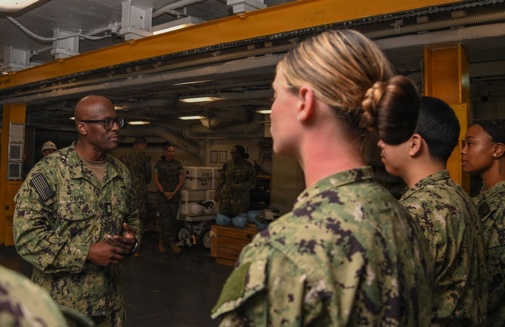 USS Carl Vinson (CVN 70) hosts US Pacific Fleet master chief
