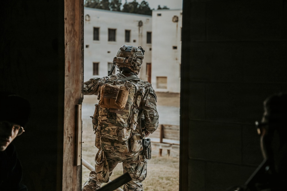 US Army Special Operations Civil Affairs Conducts Validation Exercise (VALEX)