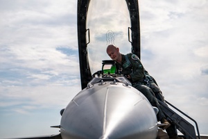 445th FLTS Tests New USAF Academy Glider