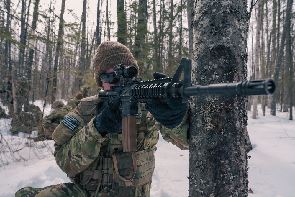 11th Airborne Division MFRC Integrates UAS, C-UAS and EW Capabilities to Expand Reconnaissance in Arctic Operations