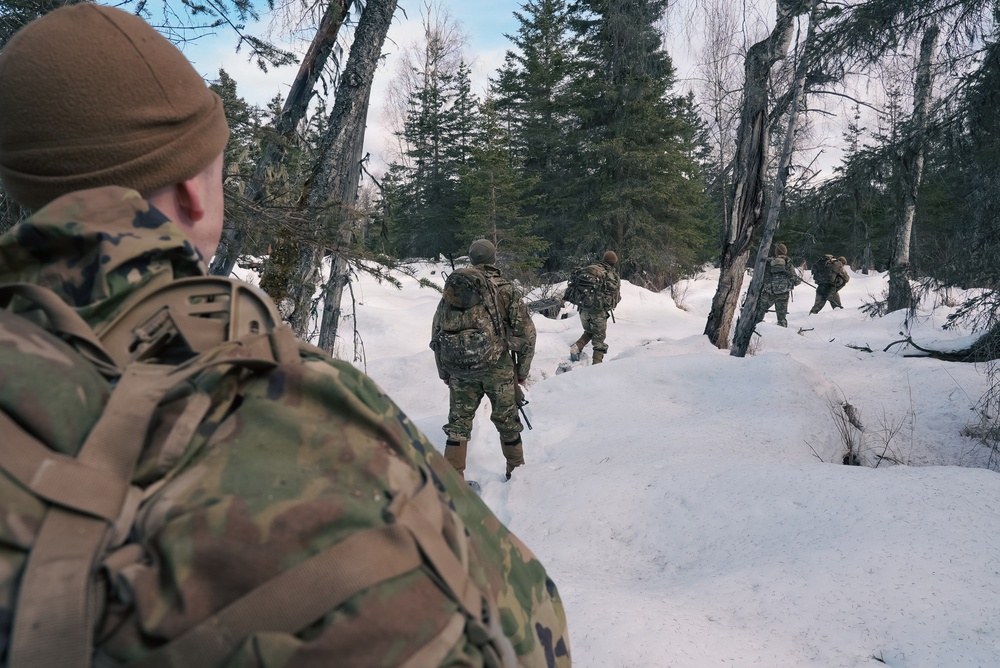 11th Airborne Division MFRC Integrates UAS, C-UAS and EW Capabilities to Expand Reconnaissance in Arctic Operations