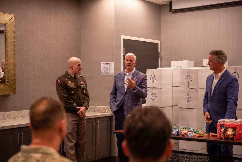 Fort Smith Chamber of Commerce Thanks Arkansas Guard members with JTF-DC