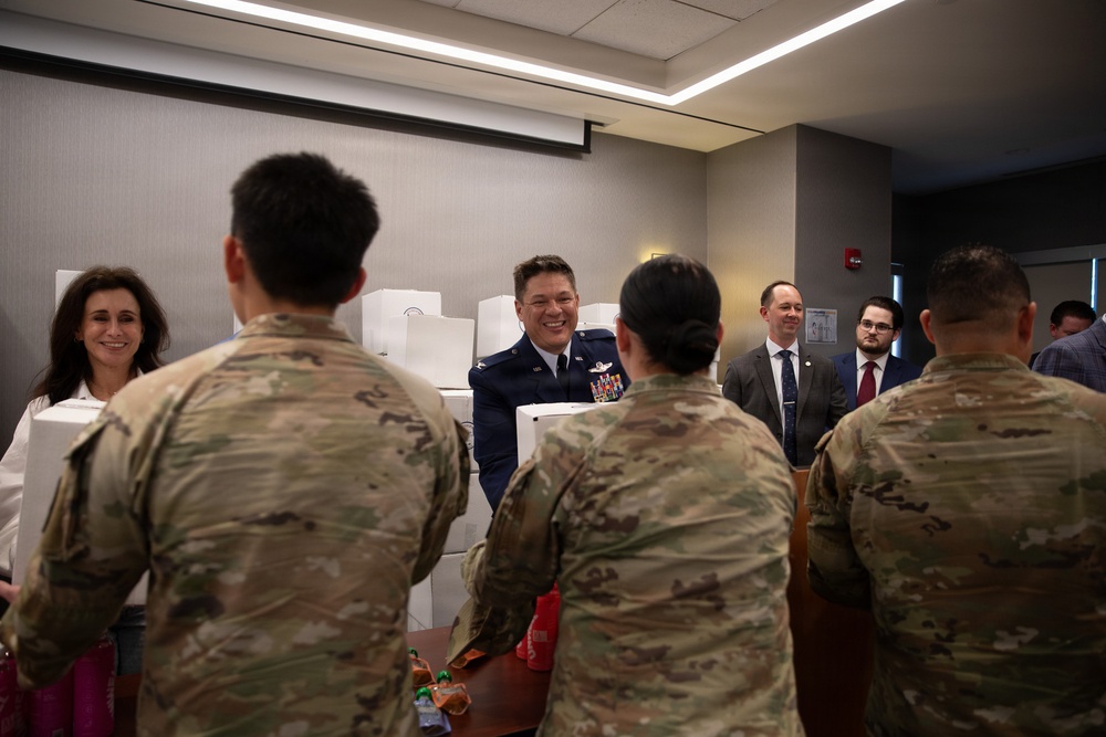 Fort Smith Chamber of Commerce Thanks Arkansas Guard members with JTF-DC