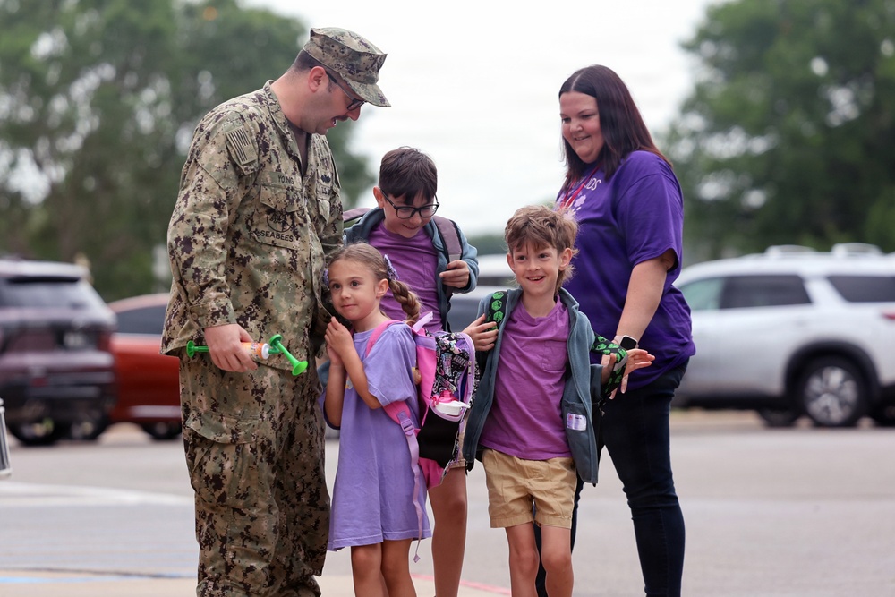 Purple Up Day at Sheppard Elementary