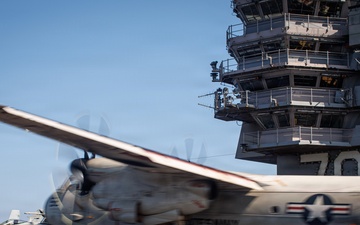 VRC-40 Flight Deck Operations