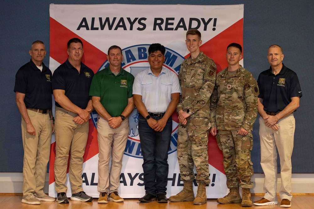 Alabama National Guard awards first checks in new recruitment program