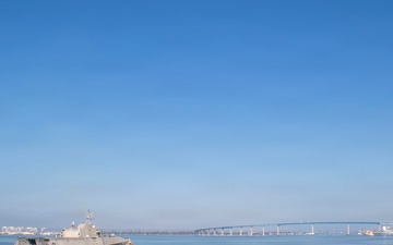 USS Savannah (LCS 28) arrives in Portland