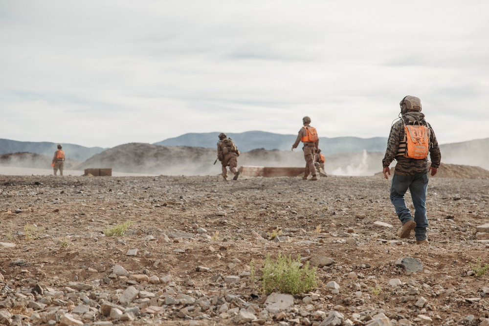 Marines with 2nd CEB Conduct Platoon Attacks during 2-26