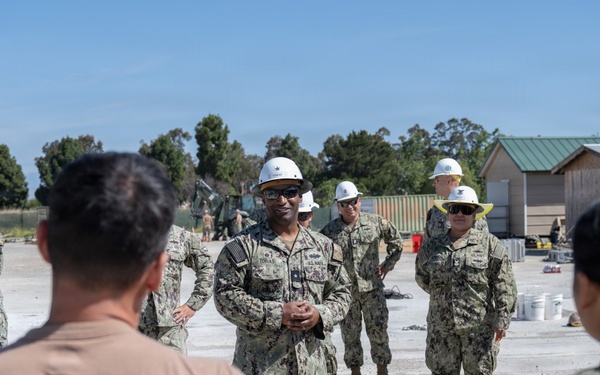 Rear Adm. Tobias Visits NCG1