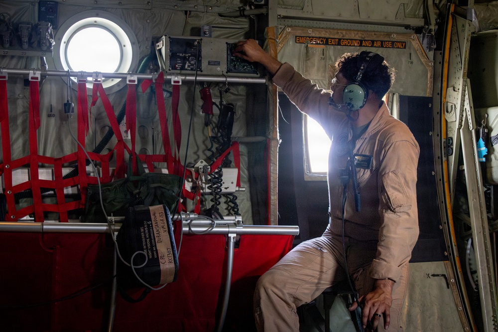 WTI 2-26: Air-to-air refueling