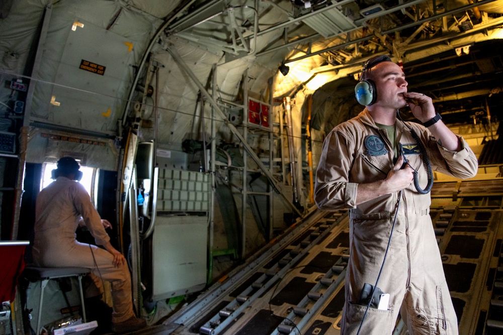 WTI 2-26: Air-to-air refueling