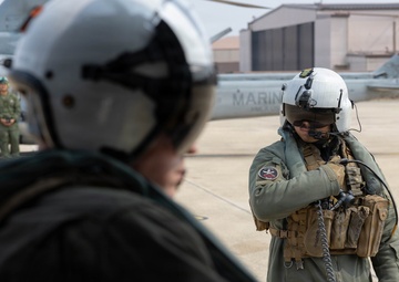 HMLA-369 assists in bilateral K-9 flight training
