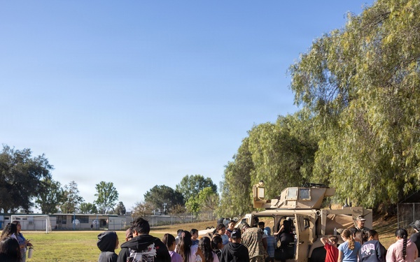 Marines with CLR-1 Visit Local Elementary School for Month of the Military Child