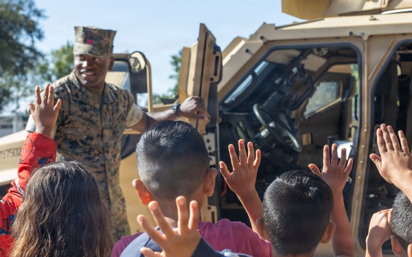 Marines with CLR-1 Visit Local Elementary School for Month of the Military Child