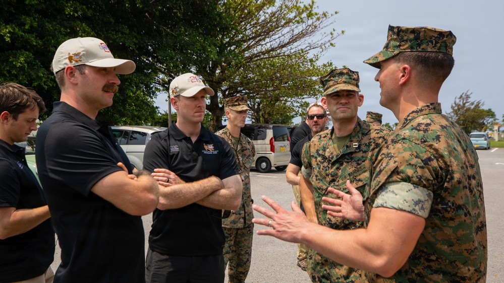 Australian Army Soldiers Visit 3rd MLG’s Battle of Okinawa Museum