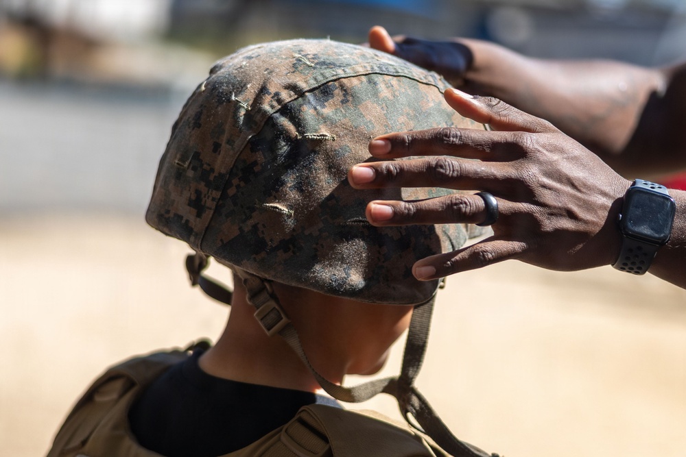Marines with CLR-1 Visit Local Elementary School for Month of the Military Child