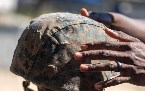 Marines with CLR-1 Visit Local Elementary School for Month of the Military Child