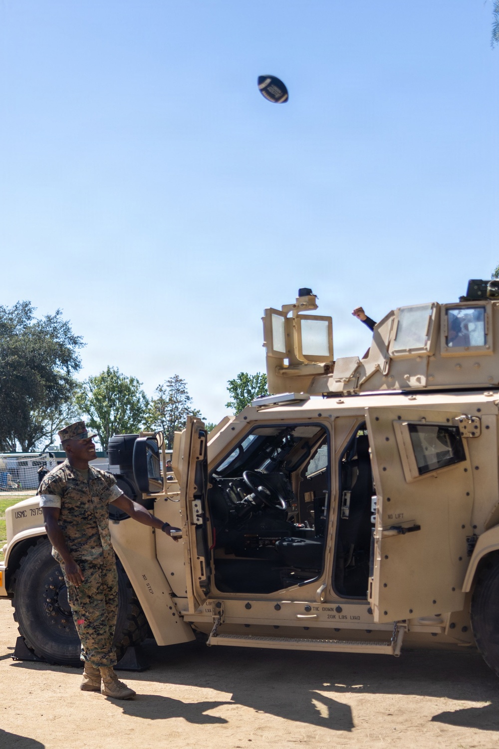 Marines with CLR-1 Visit Local Elementary School for Month of the Military Child