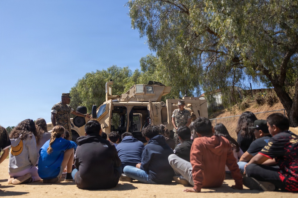 Marines with CLR-1 Visit Local Elementary School for Month of the Military Child