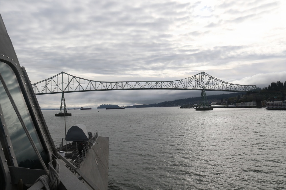 USS Savannah (LCS 28) arrives in Portland
