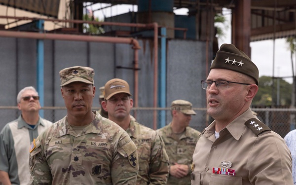 USTRANSCOM Deputy Commander Visits 8th TSC LSV