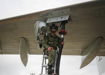 VP-26 Tridents Refuel P-8A Poseidon