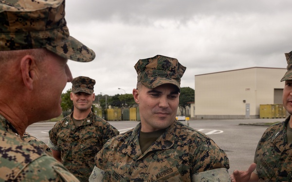 Assistant Commandant of the Marine Corps recognizes III Marine Expeditionary Force Information Group Marines