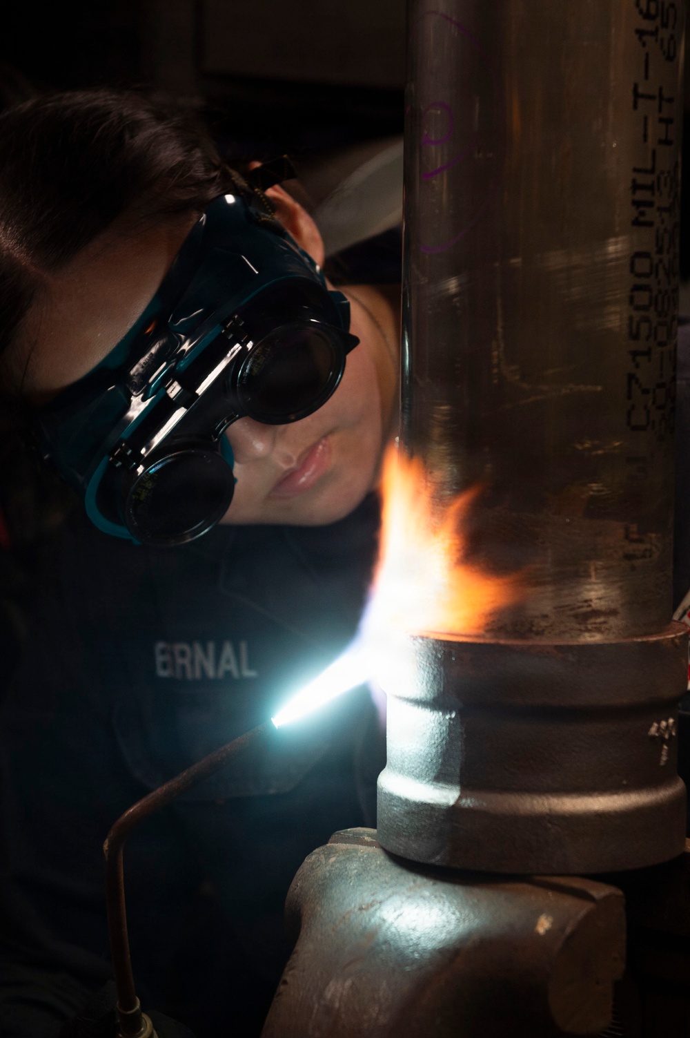 Hull Technicians aboard USS Blue Ridge