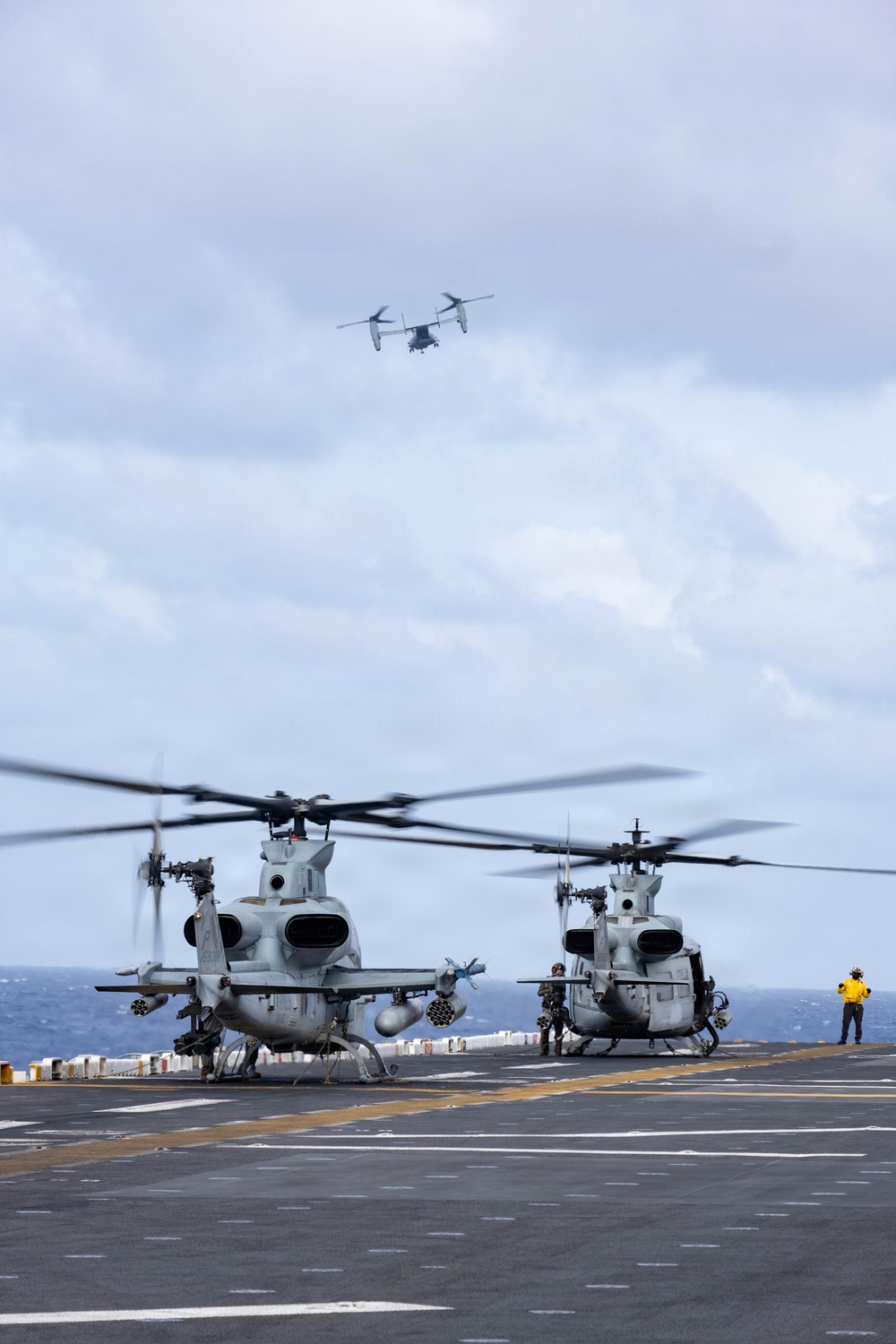 Boxer Conducts Flight Operations