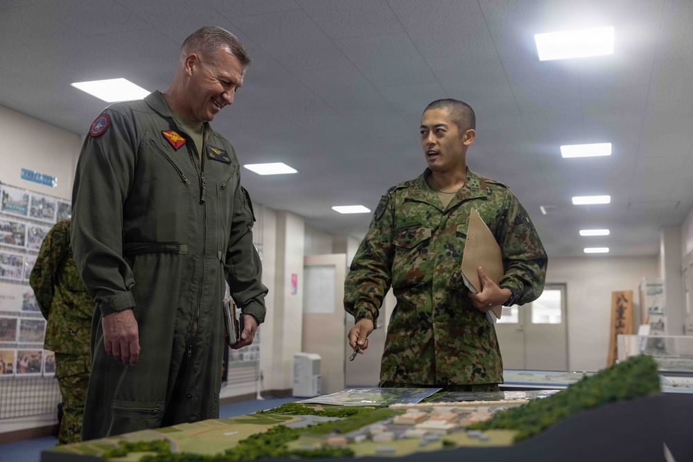 Brig. Gen. Simon Doran tours JGSDF Camp Ishigaki