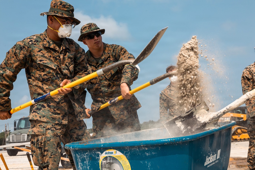 MWSS-172 trains in airfield damage repair