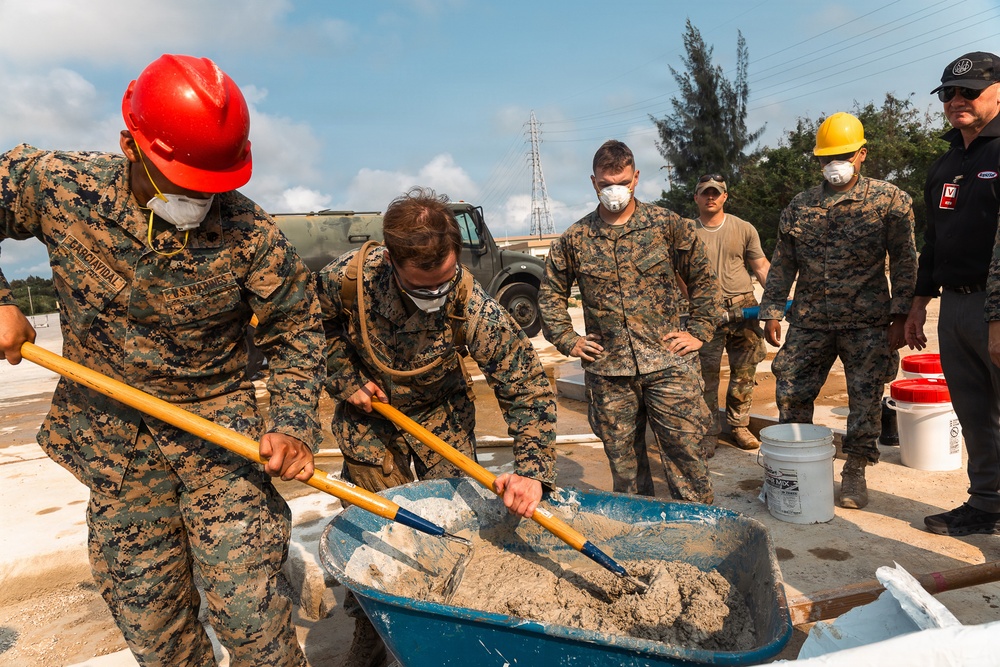 MWSS-172 trains in airfield damage repair